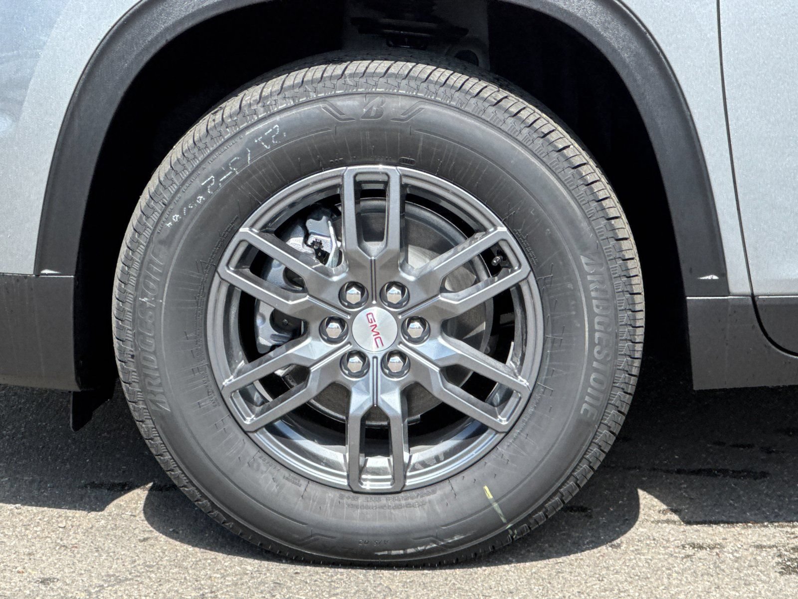 New 2026 GMC Acadia Elevation w/ LPO, All-Weather Package FWD image 32