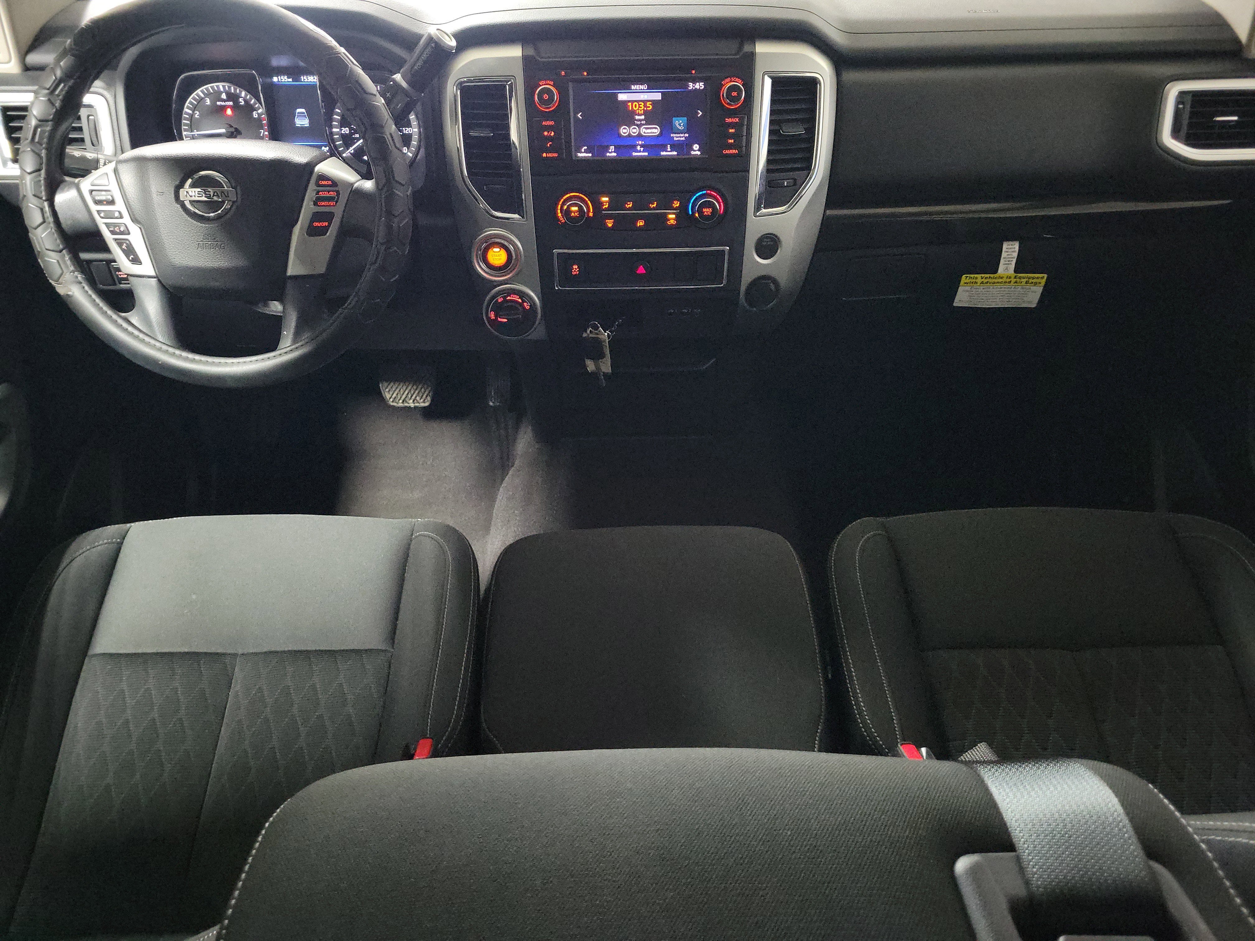 Used 2019 Nissan Titan SV image 12