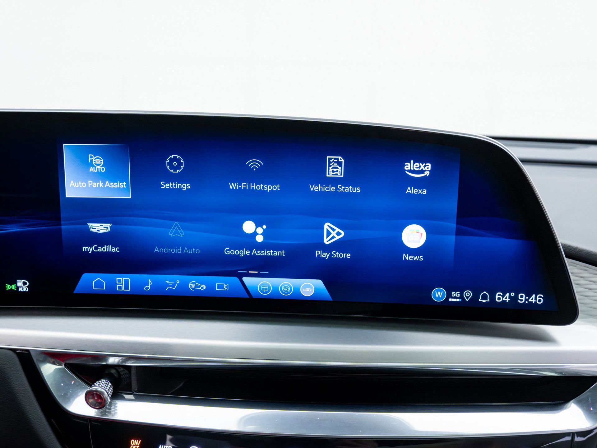 Used 2024 Cadillac Lyriq Sport image 27