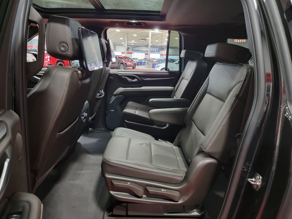 Certified 2024 GMC Yukon XL Denali w/ Denali Reserve Package image 25