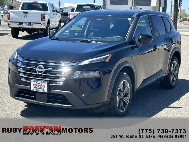 Used 2025 Nissan Rogue SV FWD image 3