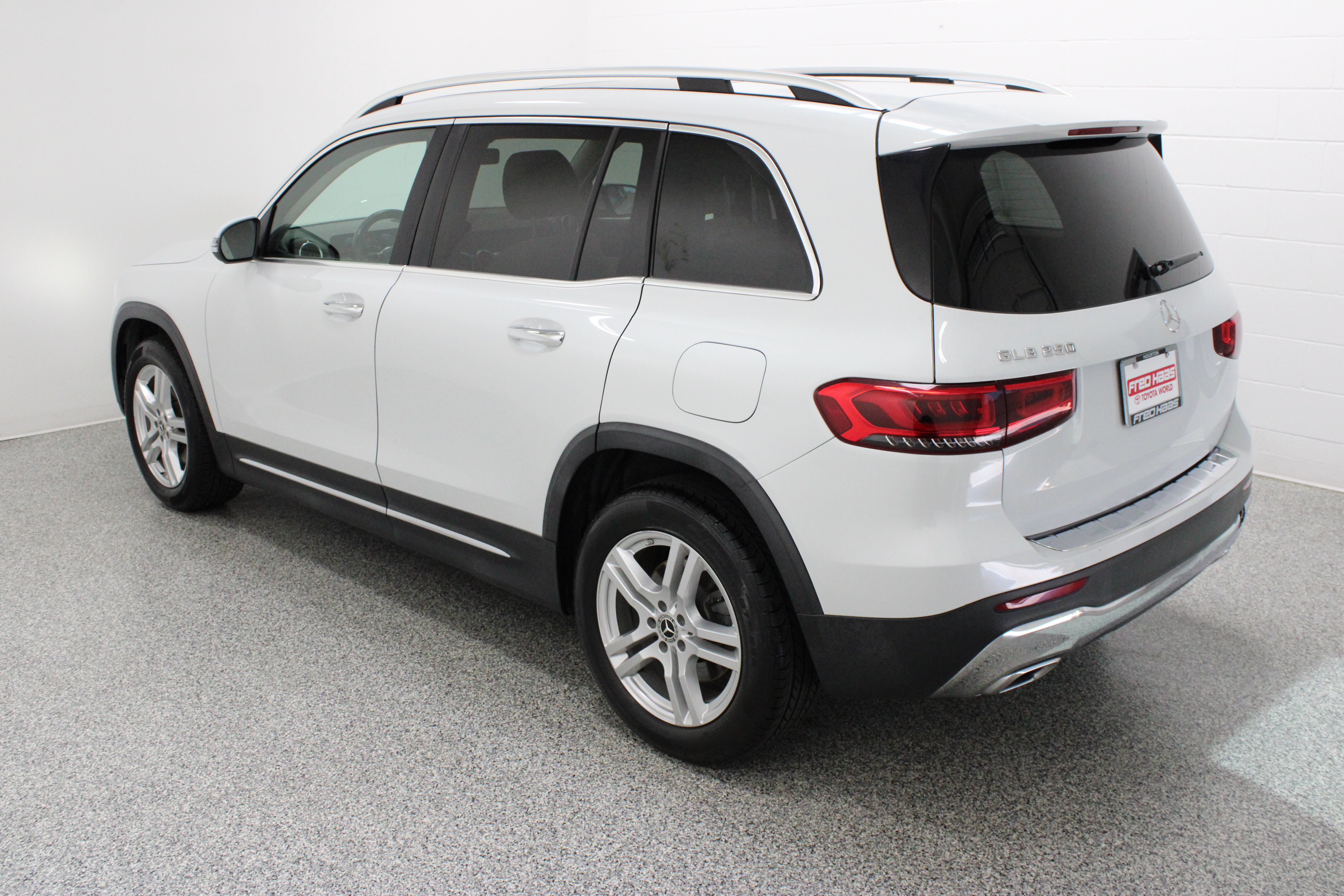 Used 2022 Mercedes-Benz GLB 250 image 9