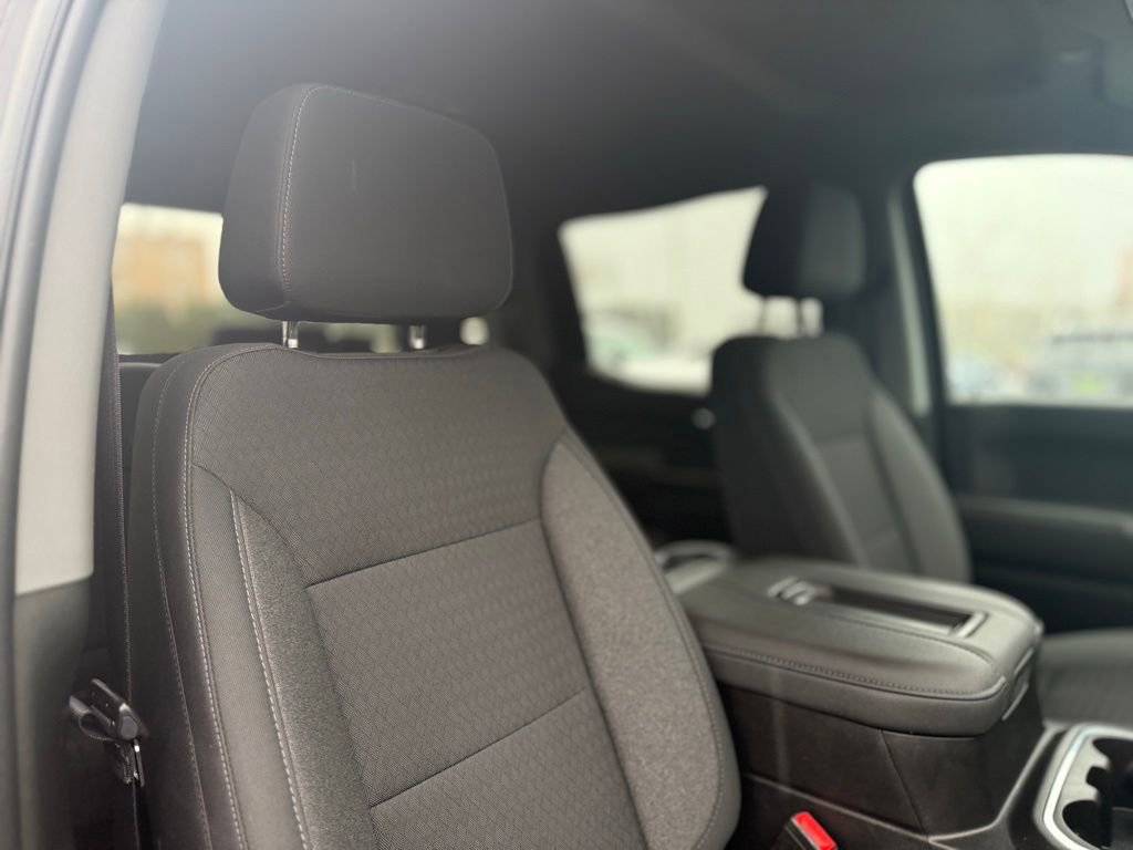 Used 2022 Chevrolet Silverado 1500 LT Trail Boss image 22