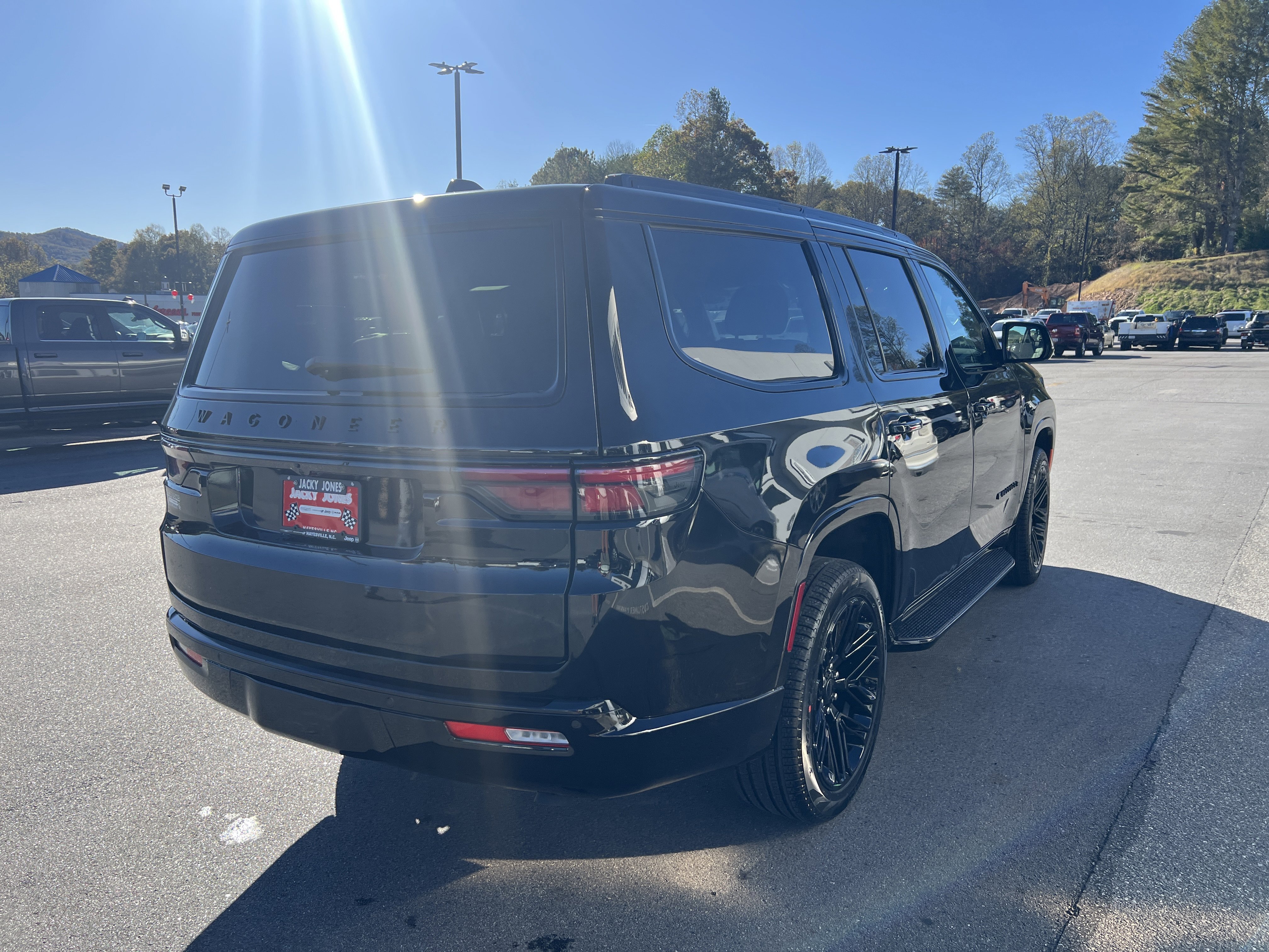 New 2025 Jeep Wagoneer Series II image 3