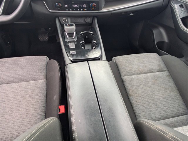 Used 2023 Nissan Rogue SV image 16