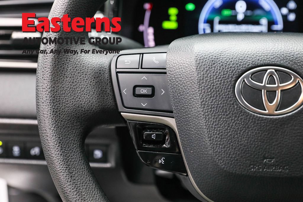 Used 2025 Toyota Camry LE image 15