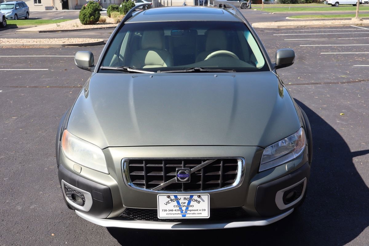 Used 2009 Volvo XC70 T6 image 12