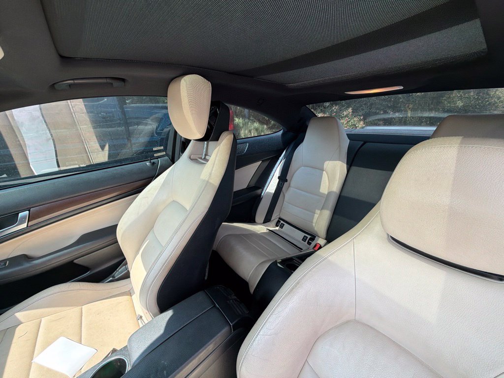 Used 2012 Mercedes-Benz C 250 Coupe image 4