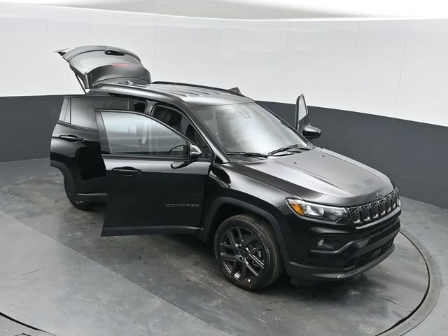 New 2026 Jeep Compass Latitude image 50