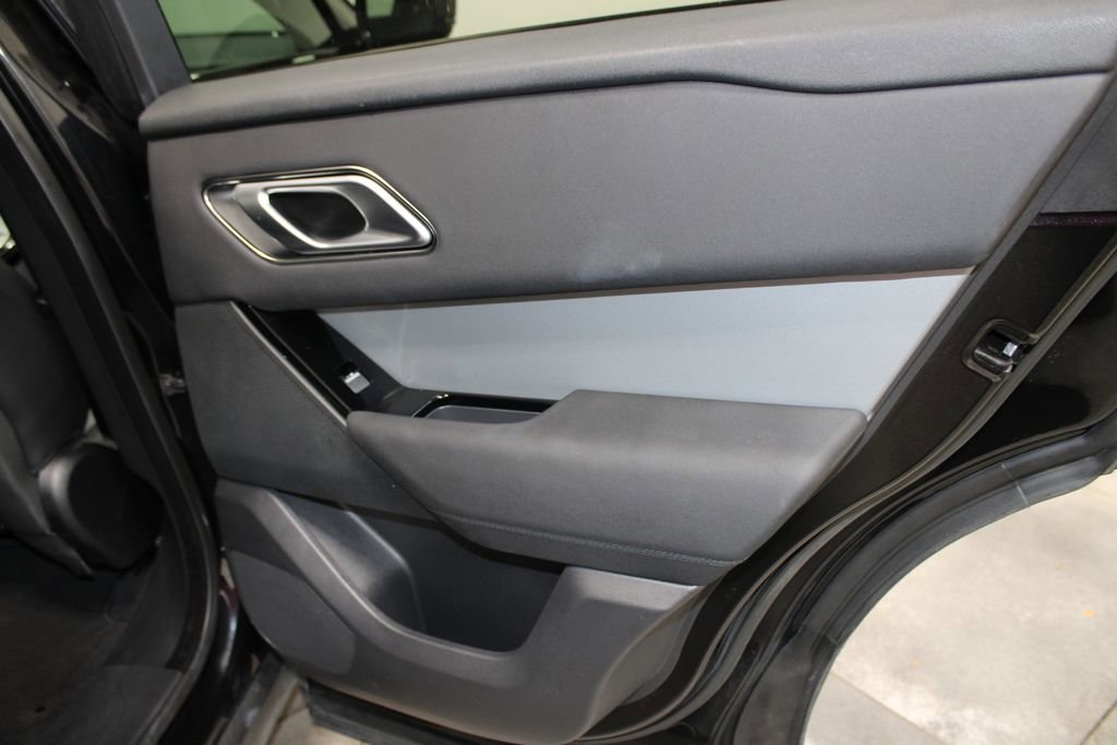 Used 2024 Land Rover Range Rover Velar S image 28