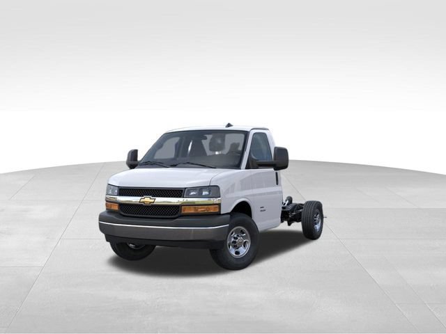 New 2026 Chevrolet Express 3500 w/ Power Convenience Package RWD image 8