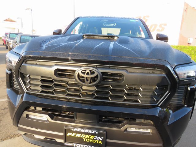 New 2025 Toyota Tacoma TRD Sport image 5