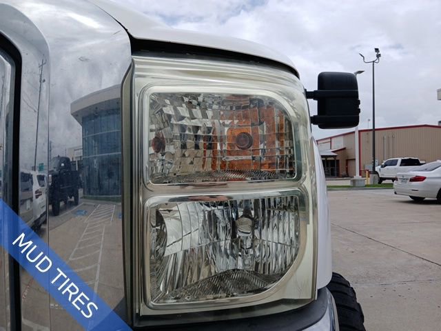 Used 2016 Ford F250 Lariat w/ Lariat Ultimate Package AWD/4WD image 4