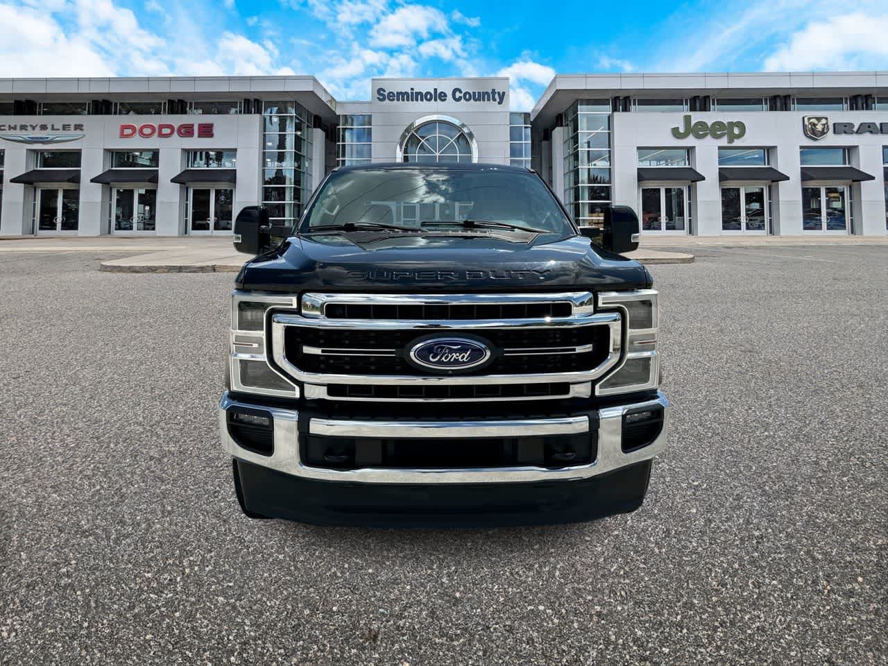 Used 2020 Ford F250 Lariat w/ Lariat Ultimate Package AWD/4WD image 3