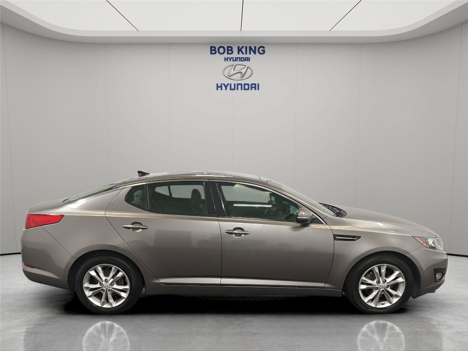 Used 2012 Kia Optima EX w/ Premium Pkg FWD image 6