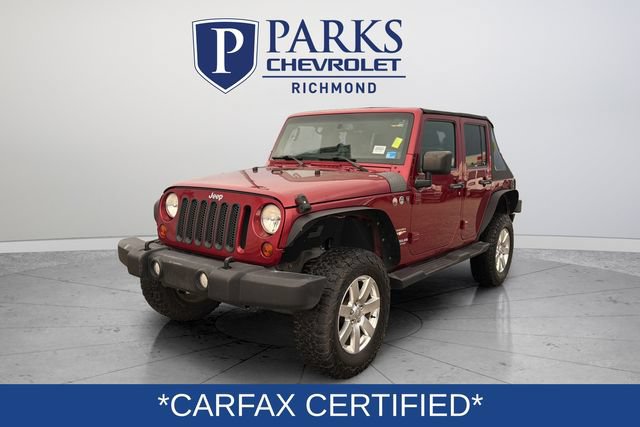 Used 2013 Jeep Wrangler Unlimited Sahara w/ Connectivity Group AWD/4WD image 3