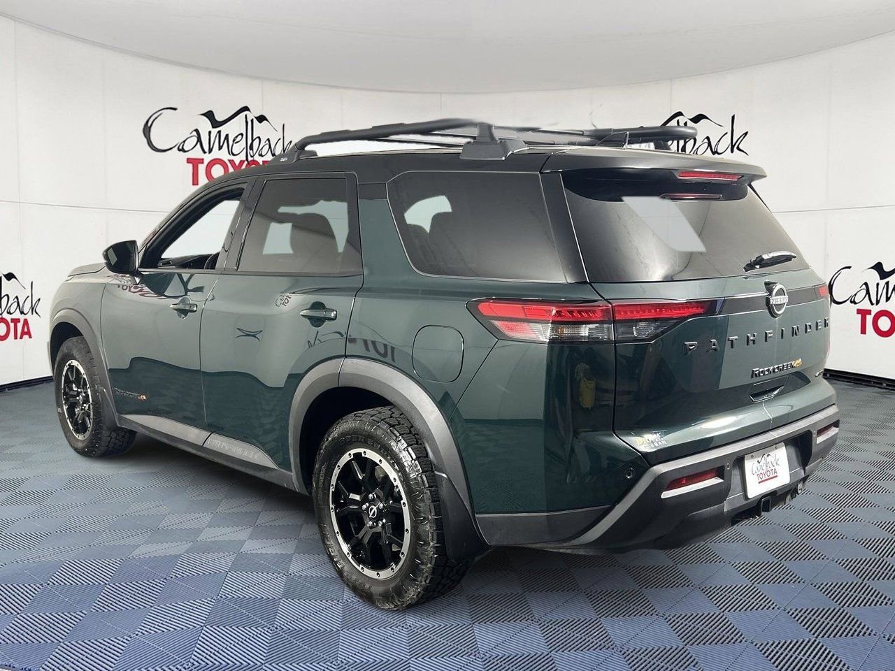 Used 2024 Nissan Pathfinder Rock Creek AWD/4WD image 5
