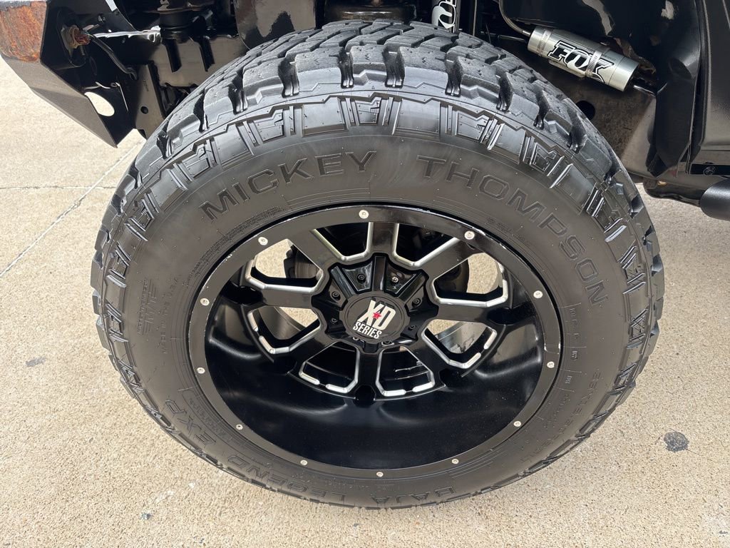 Used 2016 Jeep Wrangler Rubicon w/ Connectivity Group image 18