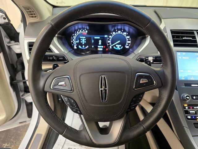 Used 2020 Lincoln MKZ AWD image 17