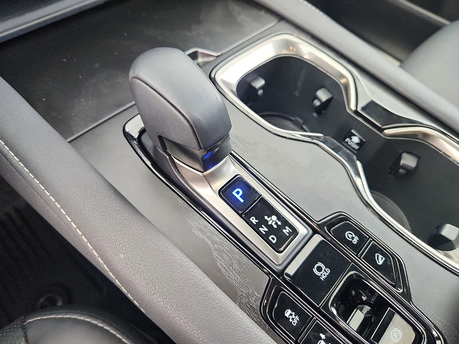 Used 2024 Lexus RX 350 Premium w/ Convenience Package image 17