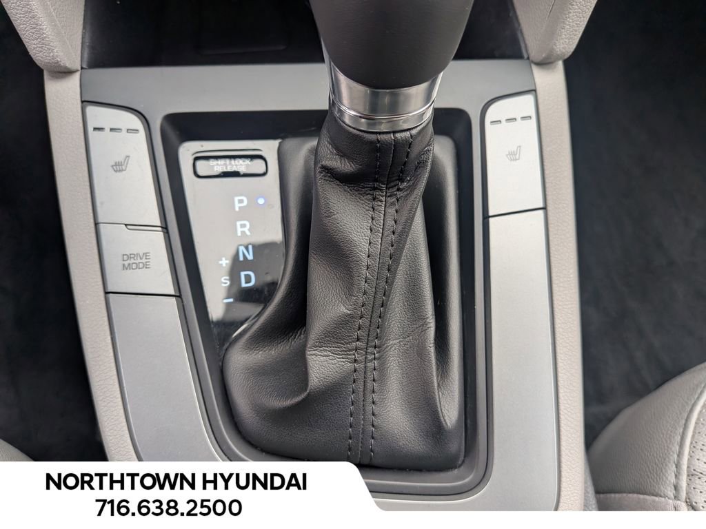 Used 2020 Hyundai Elantra Limited w/ Ultimate Package 03 image 18