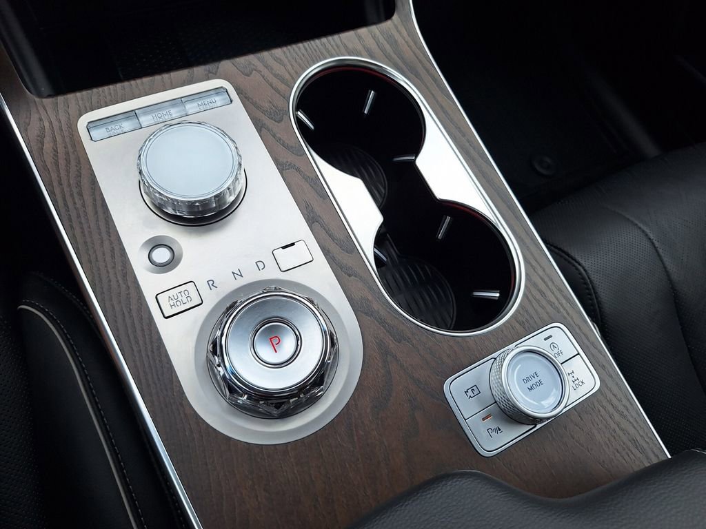 Used 2025 Genesis GV80 2.5T Prestige image 14