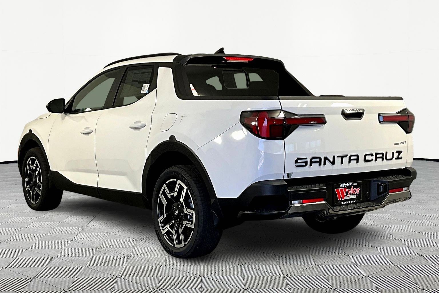 New 2026 Hyundai Santa Cruz Limited AWD/4WD image 4