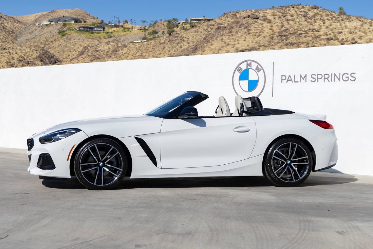 New 2026 BMW Z4 sDrive30i w/ Premium Package RWD image 4