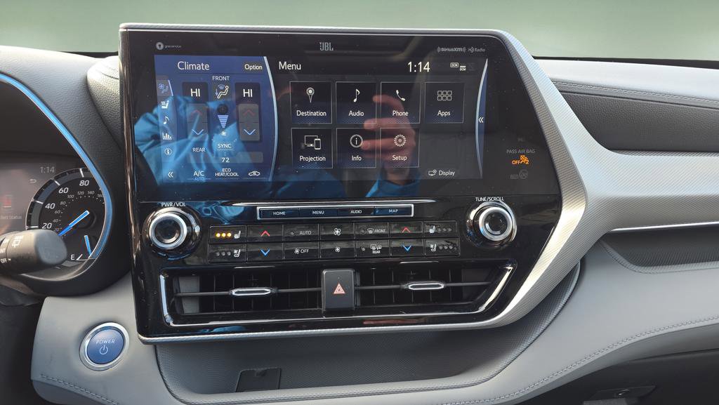 Used 2021 Toyota Highlander Platinum image 26