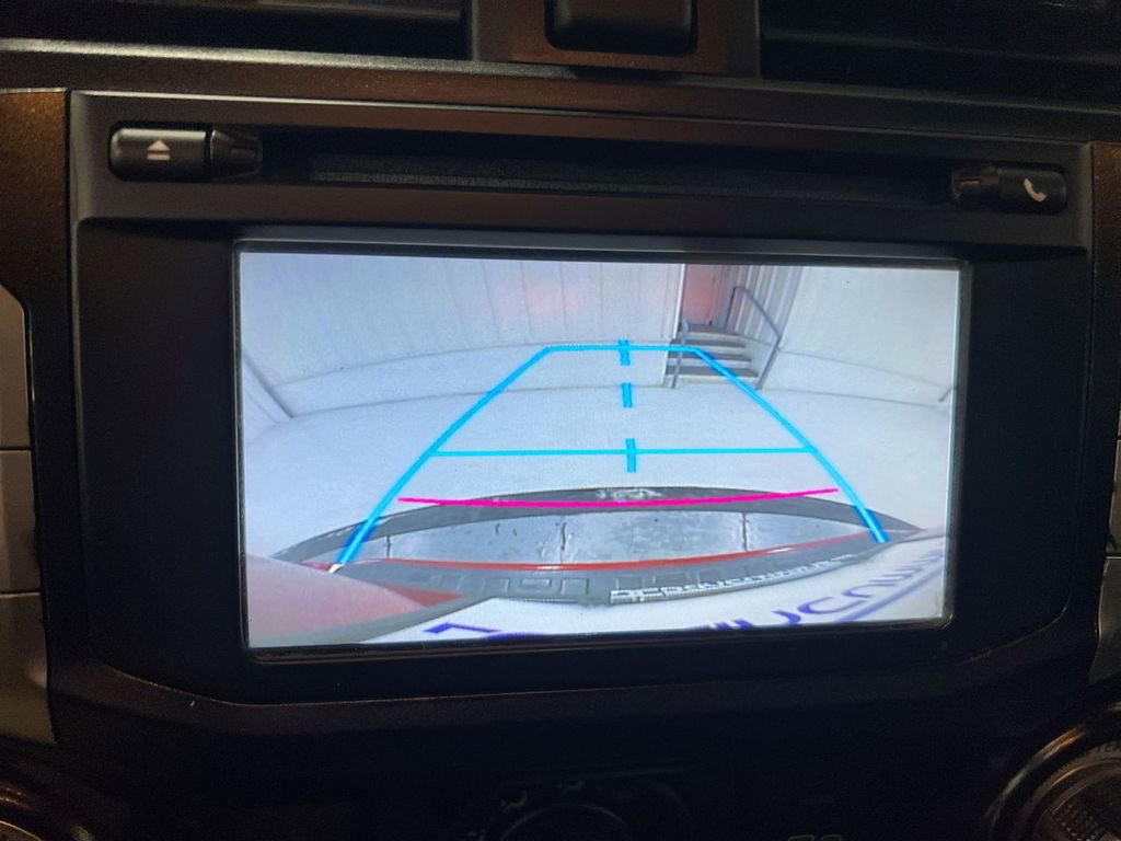 Used 2014 Toyota 4Runner SR5 Premium image 15