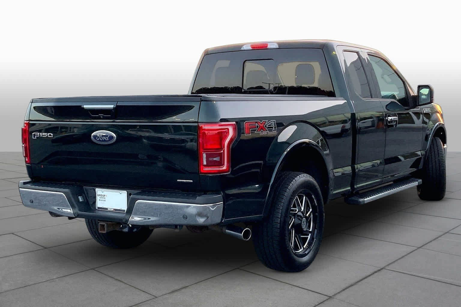 Used 2016 Ford F150 Lariat w/ Equipment Group 502A Luxury AWD/4WD image 10