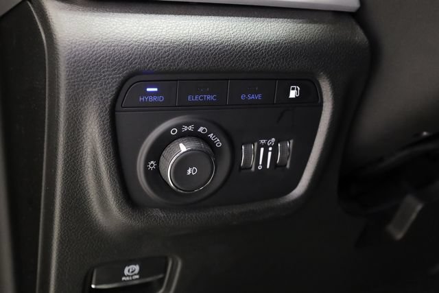 Used 2023 Jeep Grand Cherokee 4WD 4xe image 14
