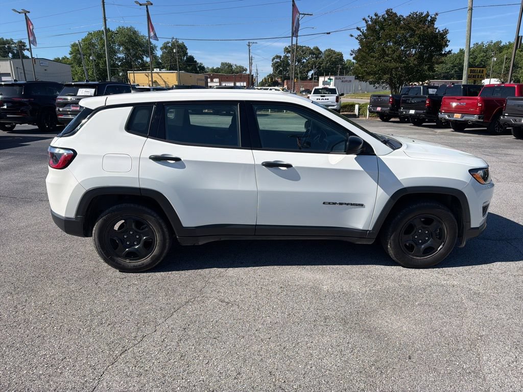 Used 2021 Jeep Compass Sport FWD image 3