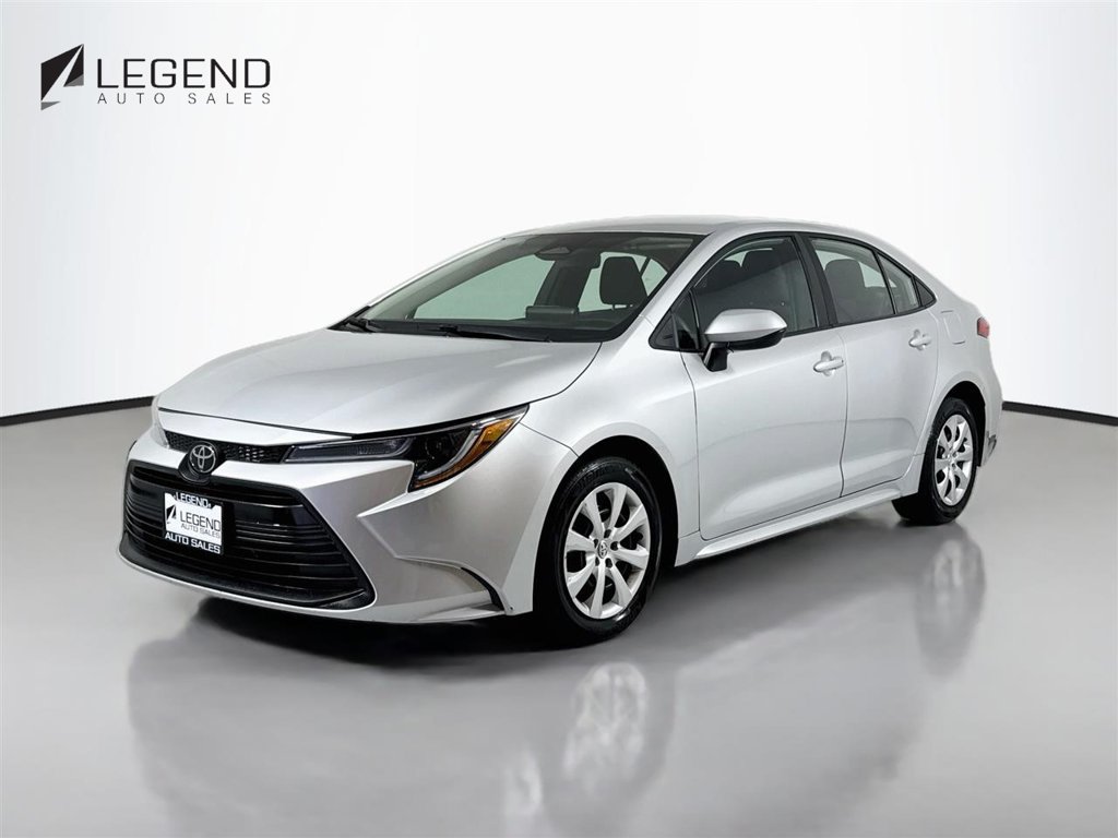 Used 2024 Toyota Corolla LE FWD image 1