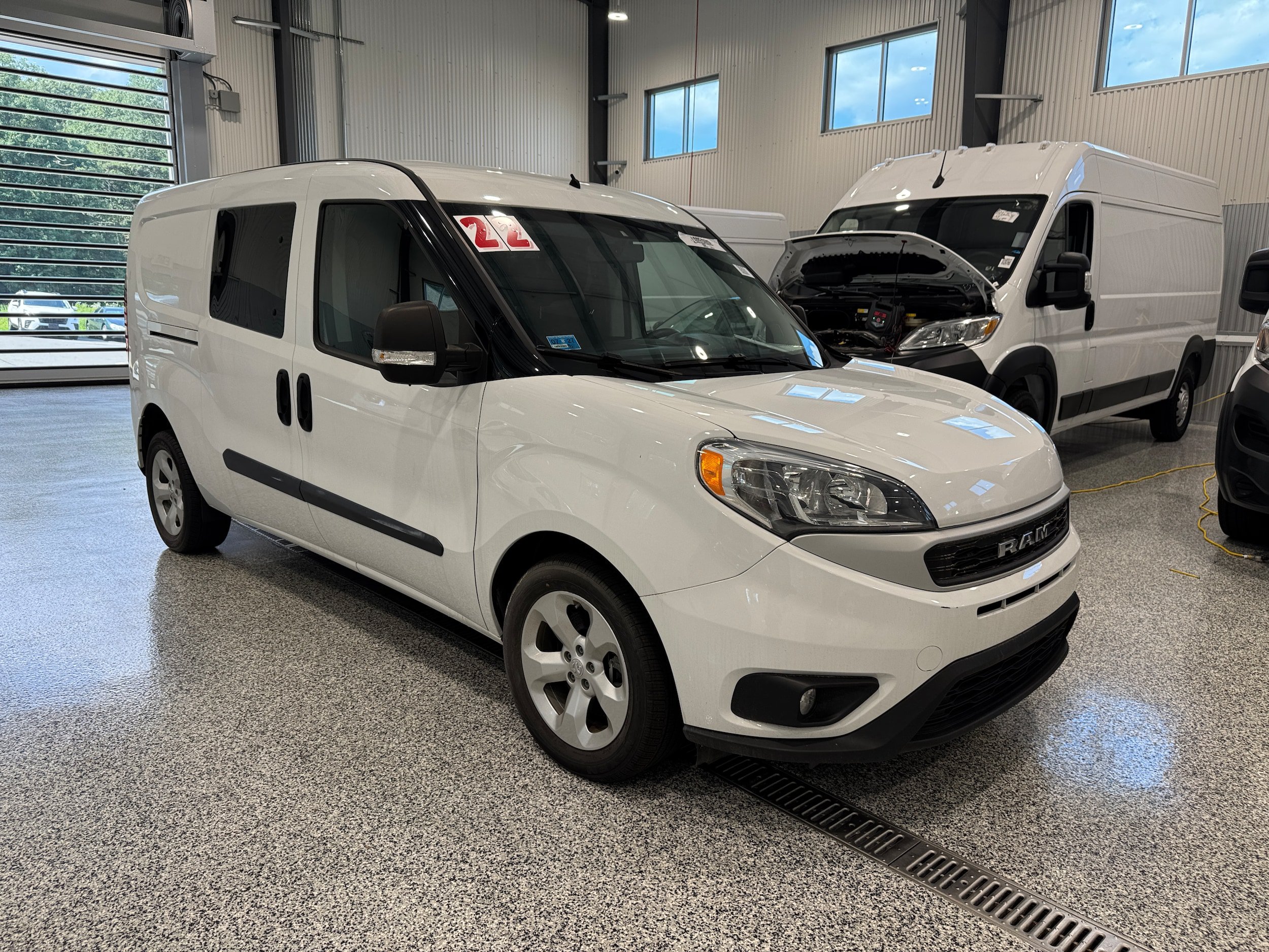 Used 2020 Nissan NV200 SV w/ Back Door Glass Package FWD image 3