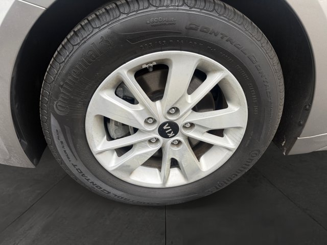 Used 2018 Kia Optima LX FWD image 9