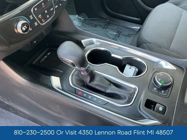 Used 2024 Chevrolet Traverse LT w/ Midnight/Sport Edition AWD/4WD image 28