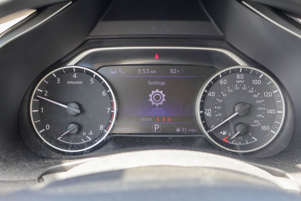 Used 2024 Nissan Murano SV FWD image 11