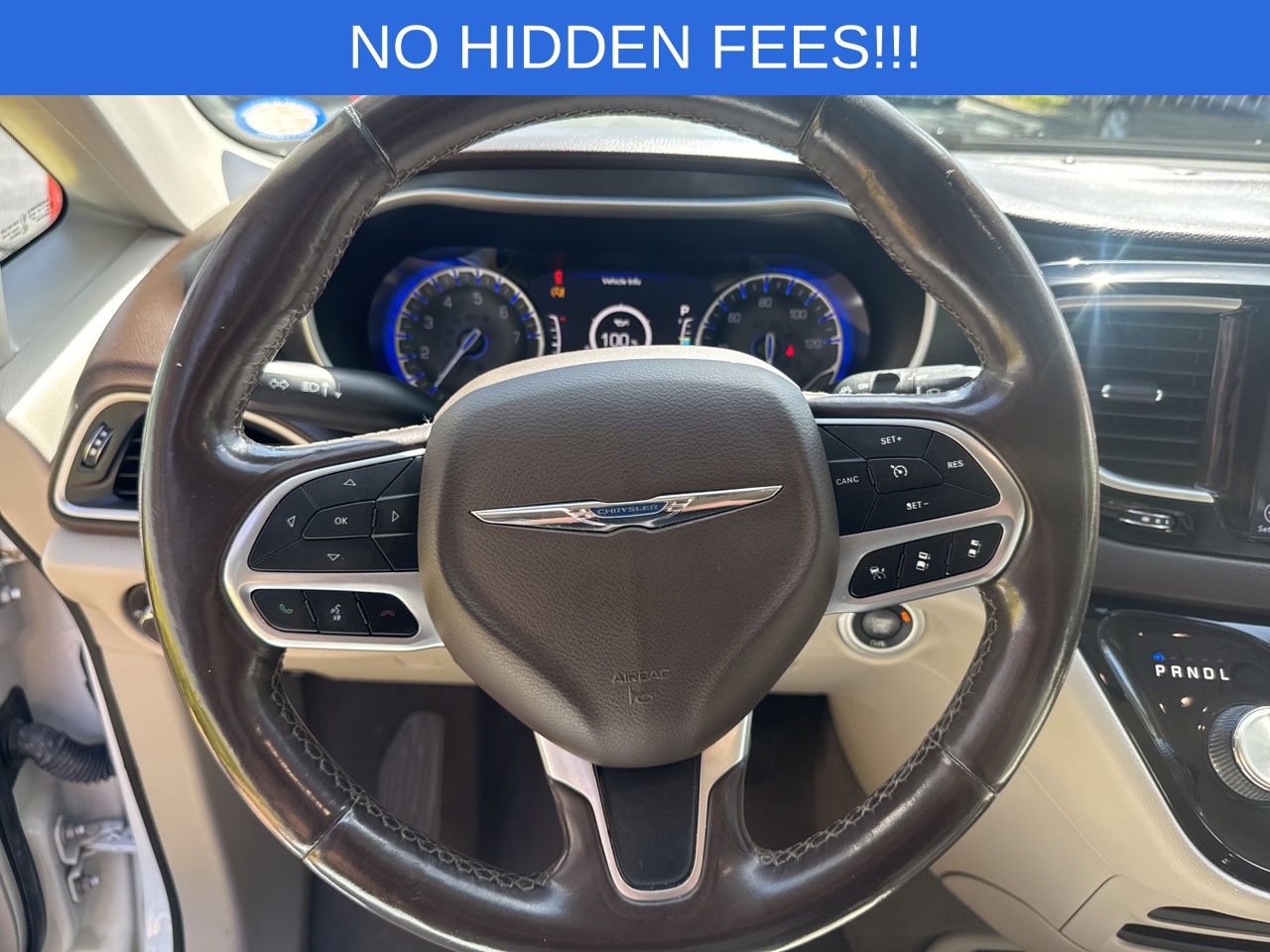Used 2020 Chrysler Pacifica Touring-L w/ Advanced Safetytec Group FWD image 29