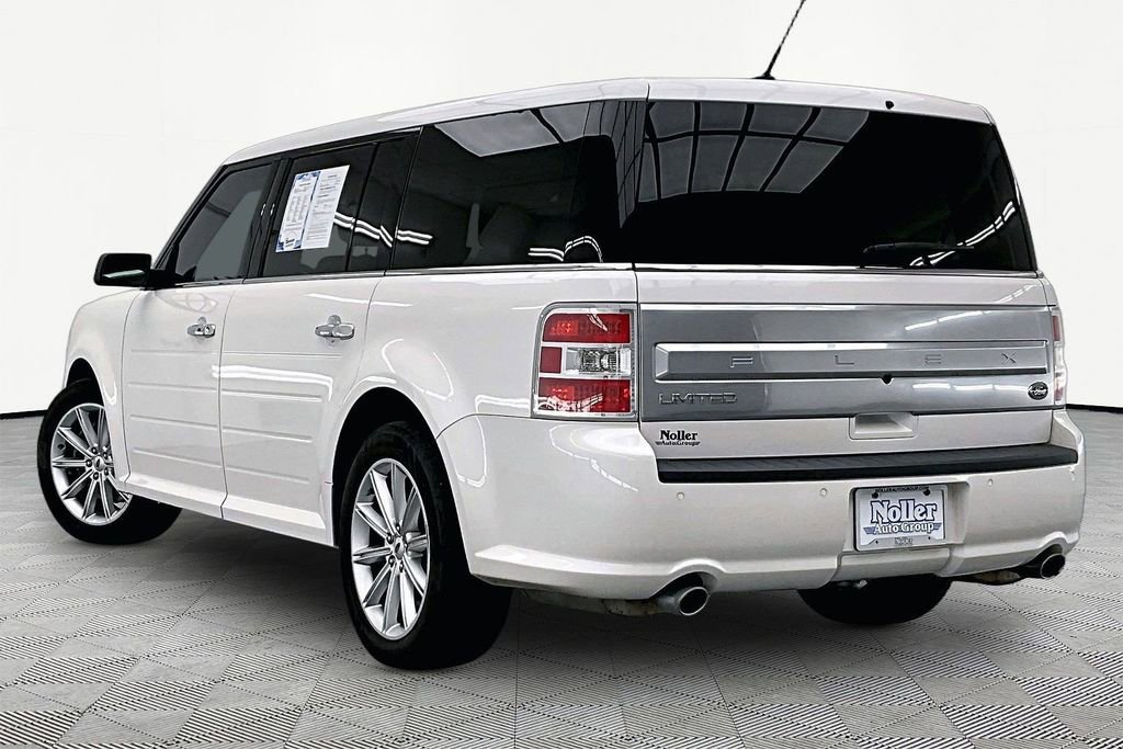 Used 2018 Ford Flex Limited w/ Equipment Group 301A FWD image 13