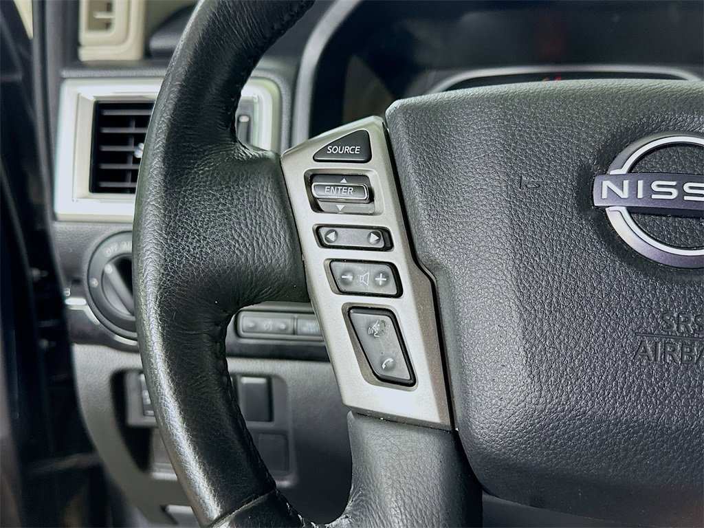 Used 2024 Nissan Titan SV w/ SV Convenience Package image 17