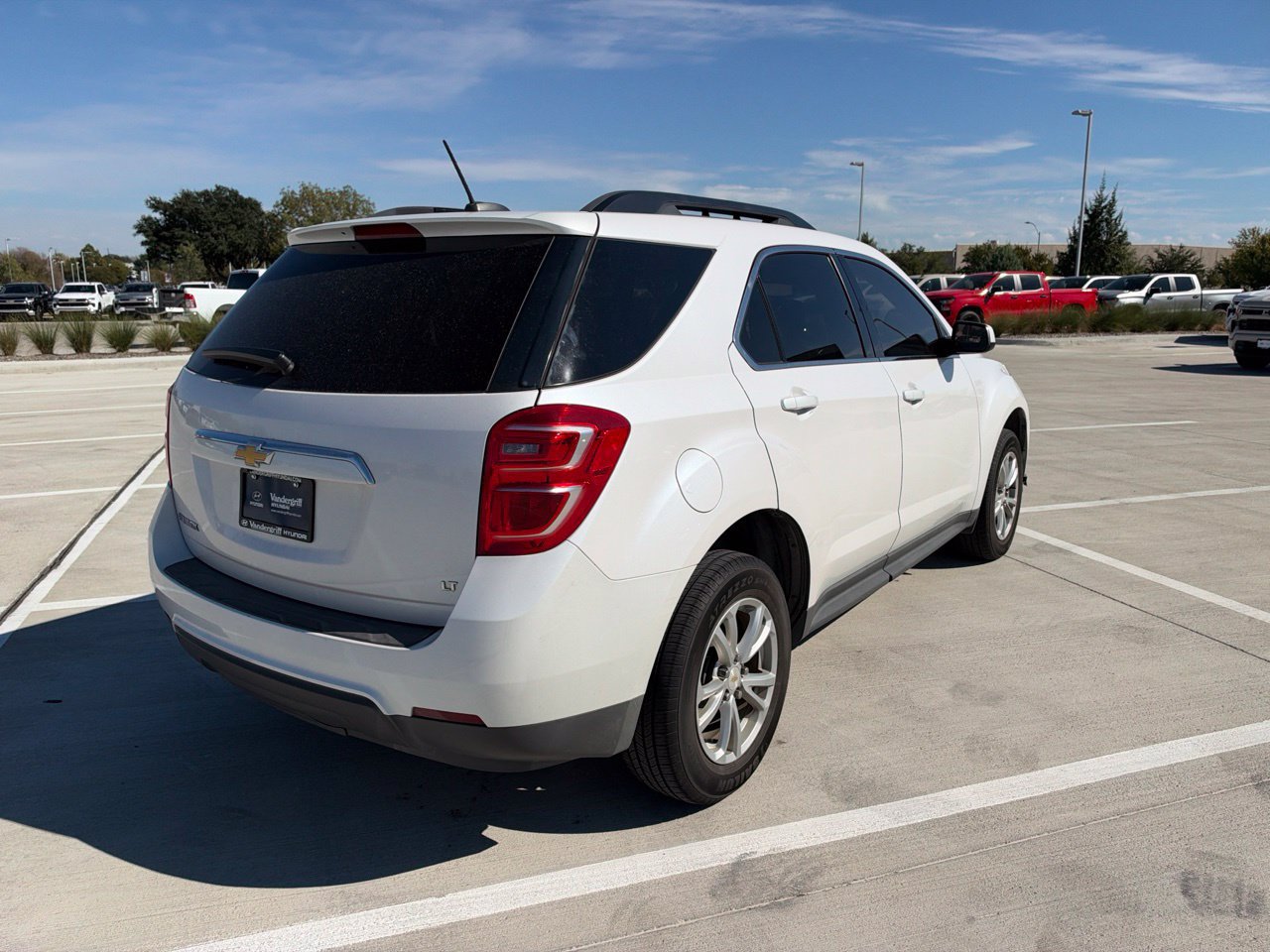 Used 2017 Chevrolet Equinox LT w/ Convenience Package FWD image 5