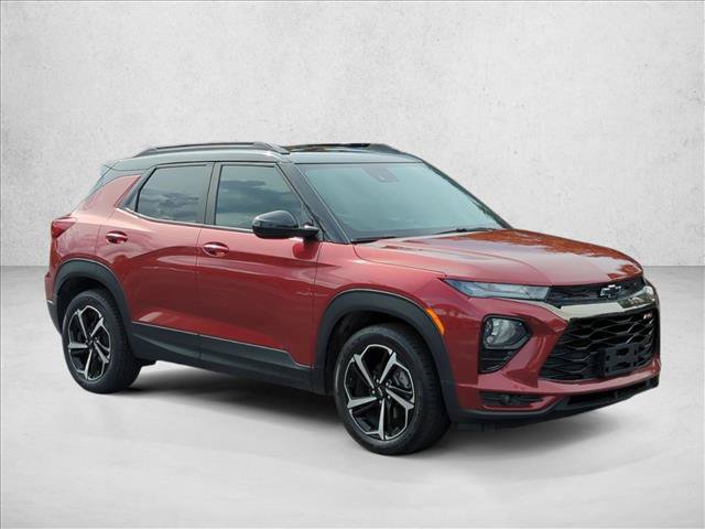 Used 2022 Chevrolet TrailBlazer RS w/ Convenience Package FWD image 3