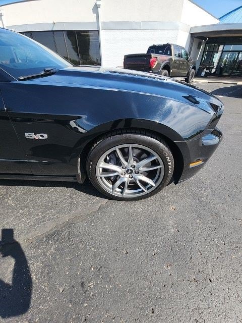 Used 2014 Ford Mustang GT Premium w/ Electronics Package RWD image 4