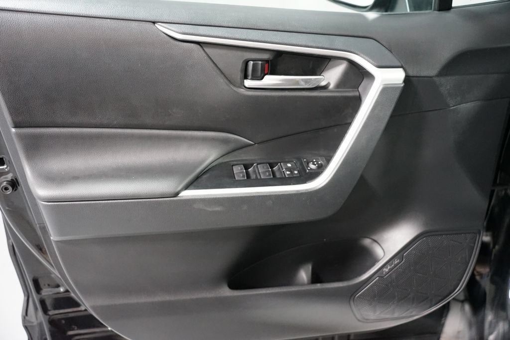 Certified 2023 Toyota RAV4 XLE w/ Convenience Package FWD image 30