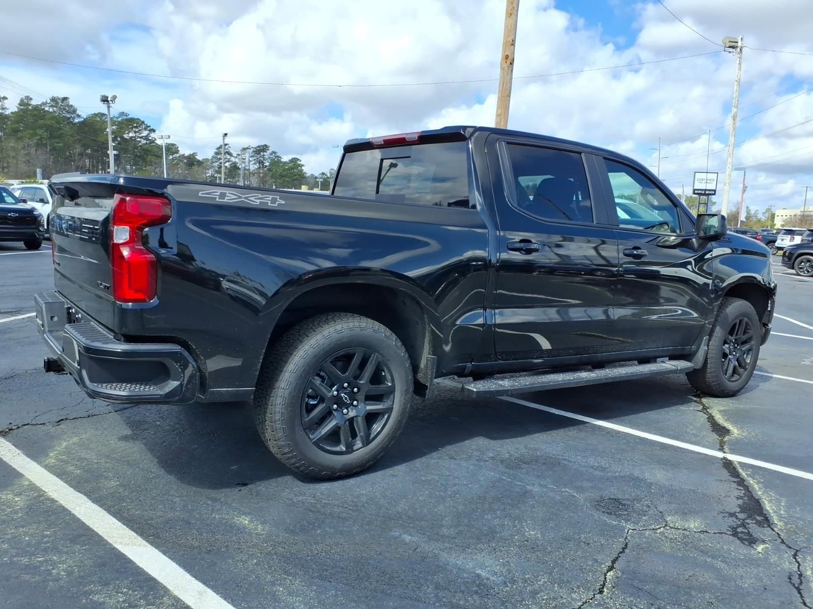 New 2026 Chevrolet Silverado 1500 RST w/ Dark Appearance Package AWD/4WD image 3