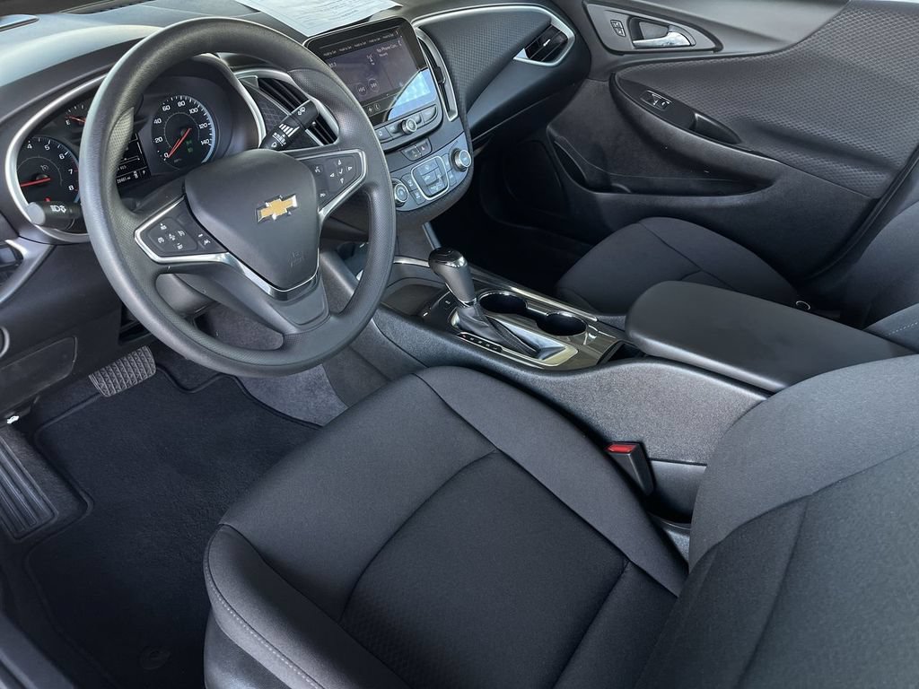 Used 2020 Chevrolet Malibu LS w/ Driver Confidence Package II FWD image 10