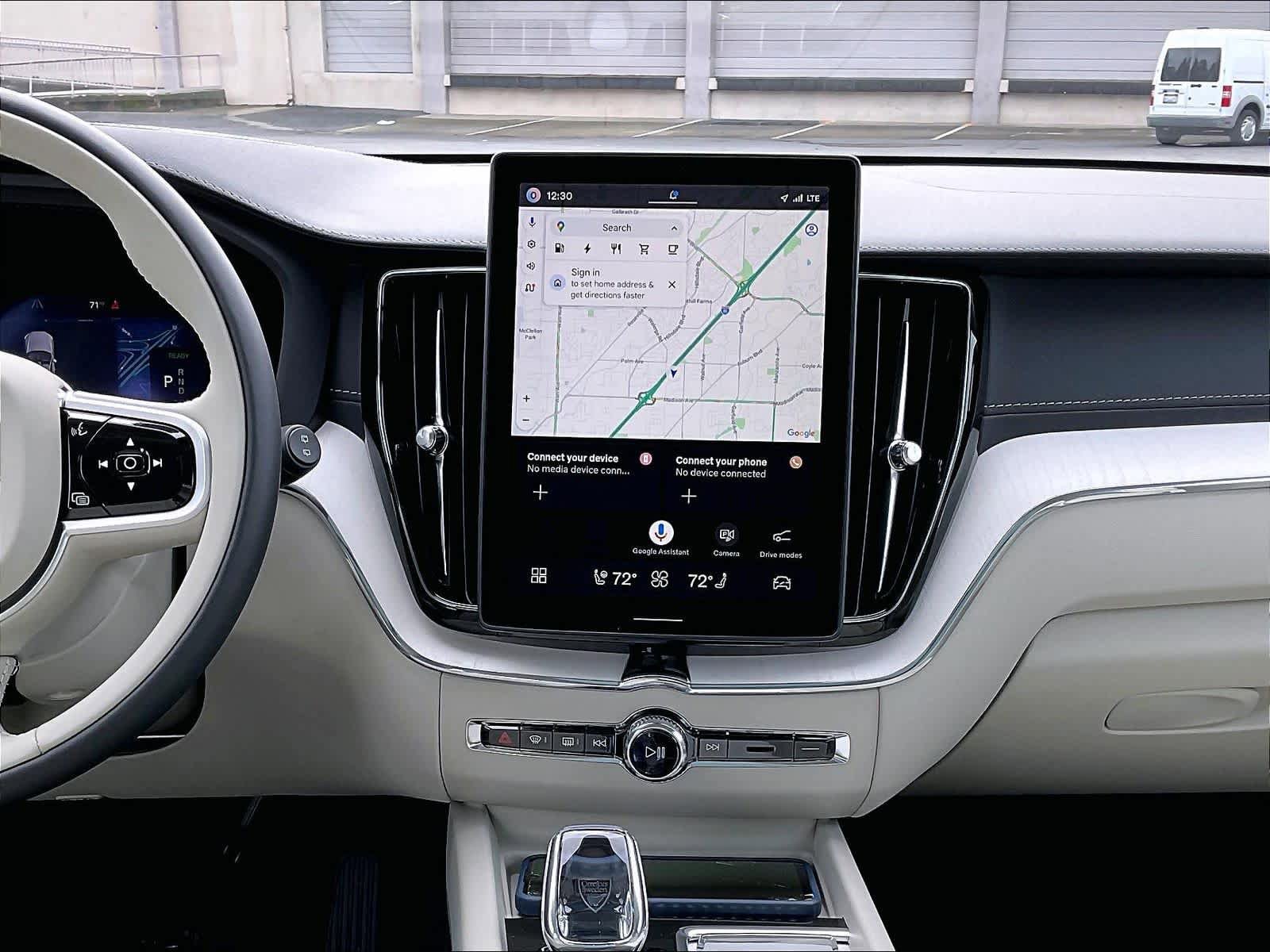 New 2026 Volvo XC60 T8 Ultra w/ Protection Package Premier AWD/4WD image 9