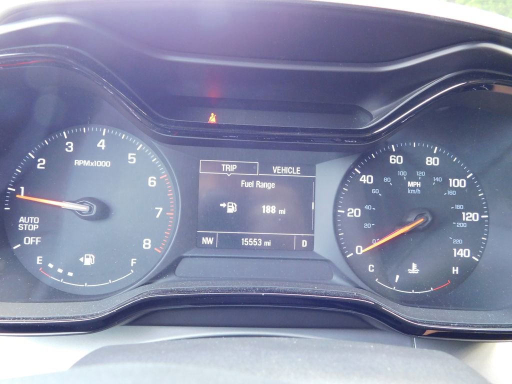 Certified 2025 Chevrolet Trax LS w/ LS Convenience Package FWD image 11