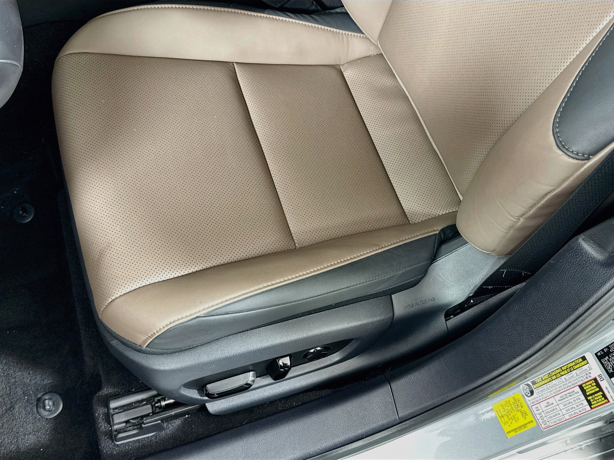 Used 2024 Lexus ES 350 w/ Premium Package FWD image 22